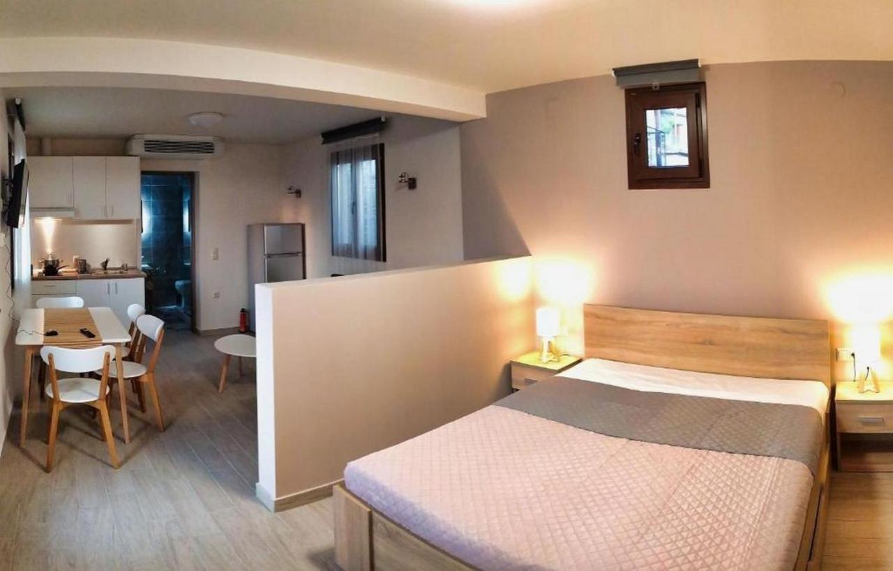 Guesthouse Kastelia Каламбака Екстер'єр фото