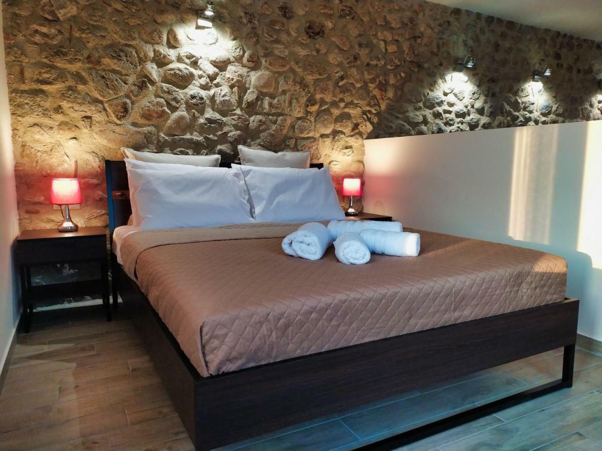 Guesthouse Kastelia Каламбака Екстер'єр фото