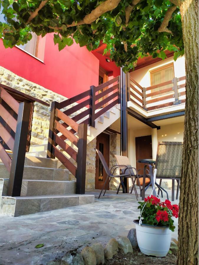 Guesthouse Kastelia Каламбака Екстер'єр фото